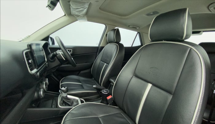 2021 Hyundai VENUE SX PLUS 1.0 TURBO DCT, Petrol, Automatic, 37,987 km, Right Side Front Door Cabin