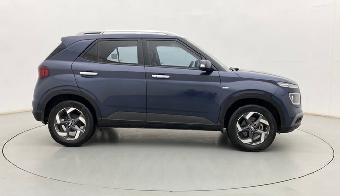 2021 Hyundai VENUE SX PLUS 1.0 TURBO DCT, Petrol, Automatic, 37,987 km, Right Side View