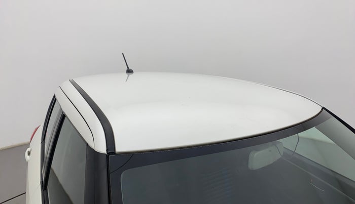 2015 Maruti Swift VXI, Petrol, Manual, 67,942 km, Roof
