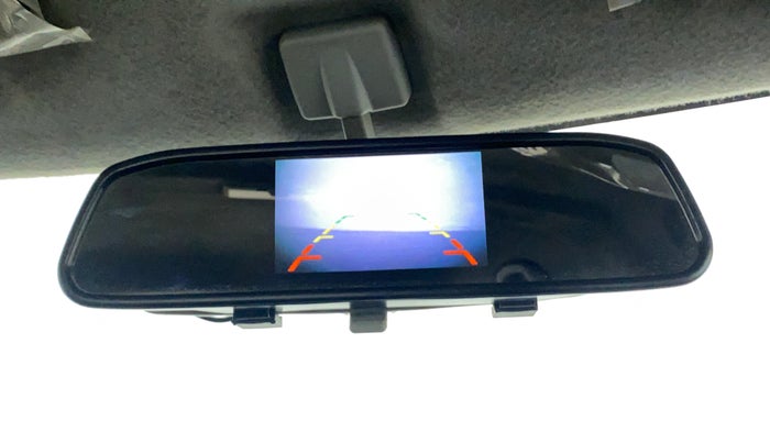 2015 Maruti Swift VXI, Petrol, Manual, 67,942 km, IRVM Reverse Camera