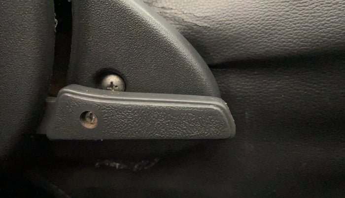 2016 Maruti Alto 800 LXI, Petrol, Manual, 75,758 km, Driver Side Adjustment Panel