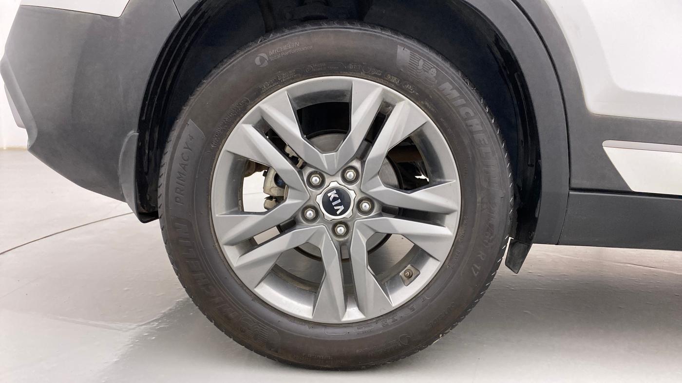 2020 KIA SELTOS HTX 1.5 CVT PETROL, Petrol, Automatic, 67,320 km, Right Rear Wheel