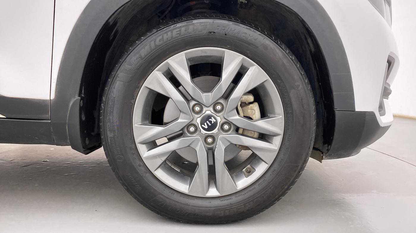 2020 KIA SELTOS HTX 1.5 CVT PETROL, Petrol, Automatic, 67,320 km, Right Front Wheel