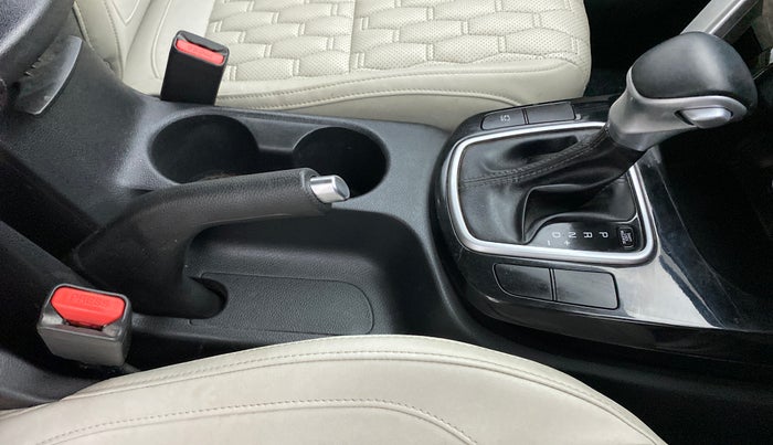 2020 KIA SELTOS HTX 1.5 CVT PETROL, Petrol, Automatic, 67,320 km, Gear Lever
