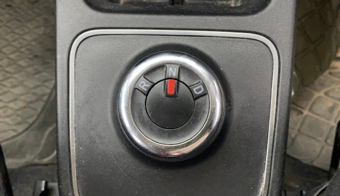 2019 Renault Kwid RXT 1.0 AMT (O), Petrol, Automatic, 13,444 km, Gear Lever