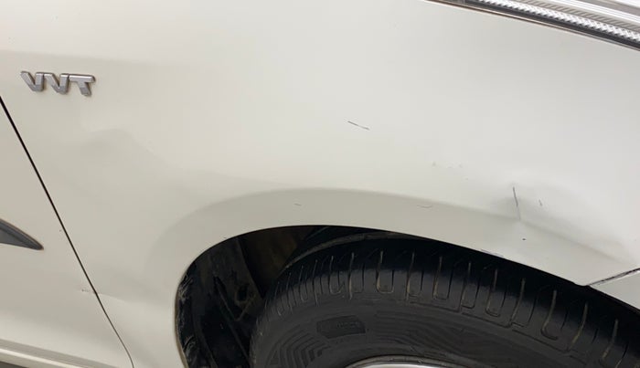 2014 Maruti Swift VXI, Petrol, Manual, 79,844 km, Right fender - Slightly dented
