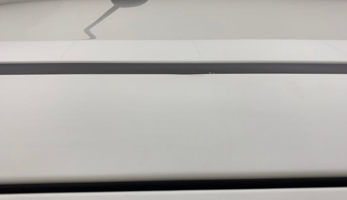 2014 Maruti Swift VXI, Petrol, Manual, 79,844 km, Right C pillar - Slightly dented