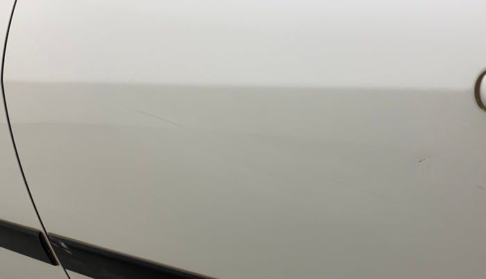 2014 Maruti Swift VXI, Petrol, Manual, 79,844 km, Rear left door - Minor scratches