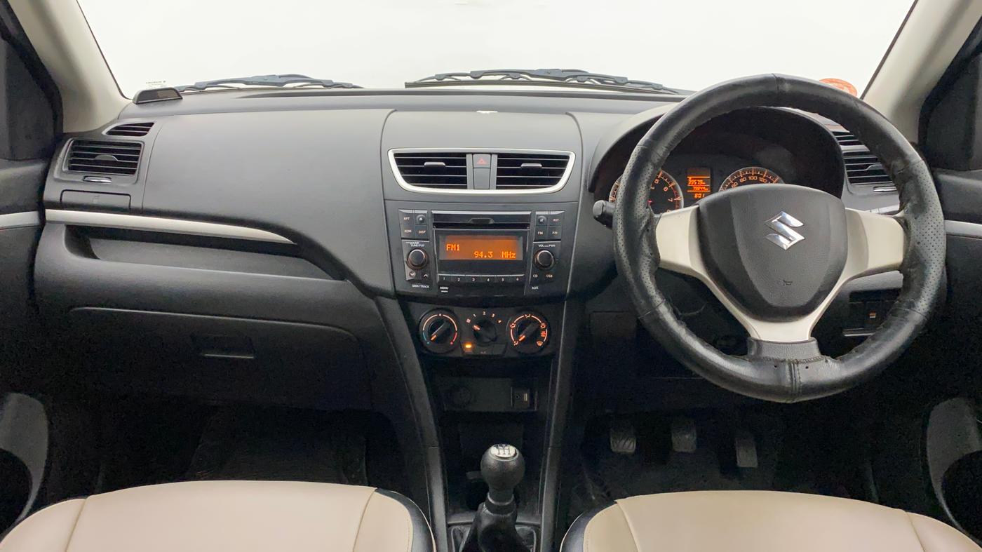 2014 Maruti Swift VXI, Petrol, Manual, 79,844 km, Dashboard