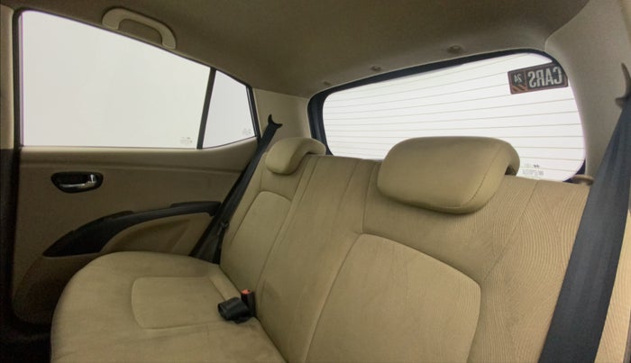 2012 Hyundai i10 SPORTZ 1.2 AT, Petrol, Automatic, 81,220 km, Right Side Rear Door Cabin
