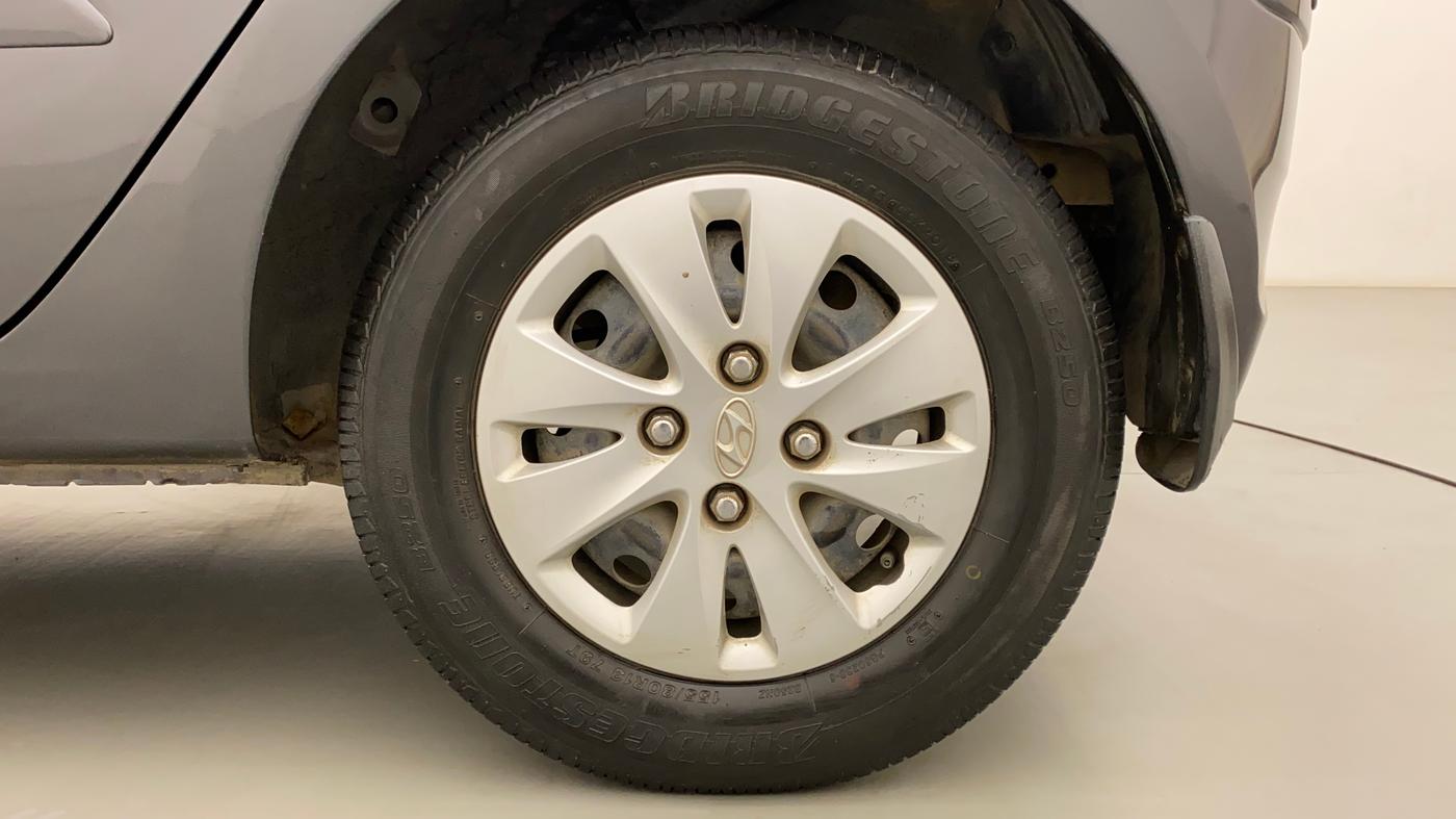 2012 Hyundai i10 SPORTZ 1.2 AT, Petrol, Automatic, 81,220 km, Left Rear Wheel