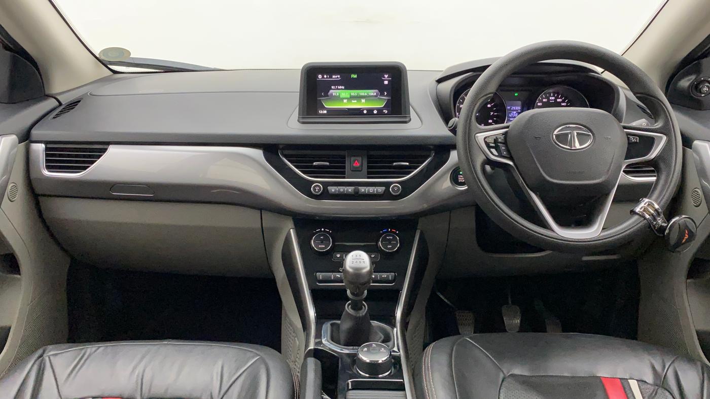 2018 Tata NEXON XZ PLUS DIESEL, Diesel, Manual, 29,568 km, Dashboard