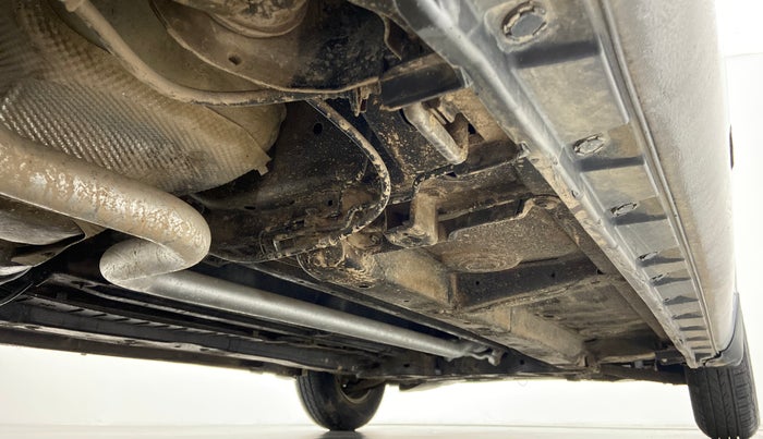 2014 Maruti Swift VDI, Diesel, Manual, 68,589 km, Right Side Underbody