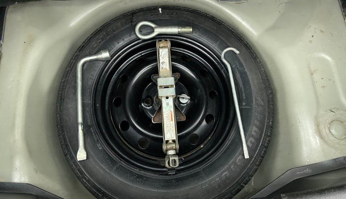 2014 Maruti Swift VDI, Diesel, Manual, 68,589 km, Spare Tyre