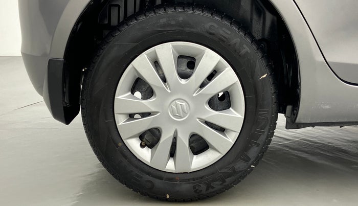 2014 Maruti Swift VDI, Diesel, Manual, 68,589 km, Right Rear Wheel