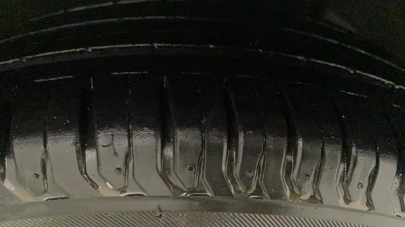 2018 Maruti Swift VDI AMT, Diesel, Automatic, 57,651 km, Left Rear Tyre Tread