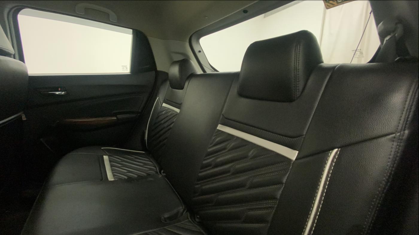 2018 Maruti Swift VDI AMT, Diesel, Automatic, 57,651 km, Right Side Rear Door Cabin