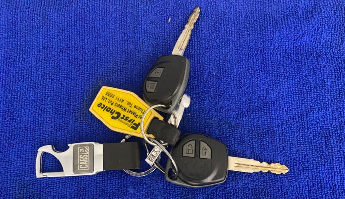 2018 Maruti Swift VDI AMT, Diesel, Automatic, 57,651 km, Key Close Up