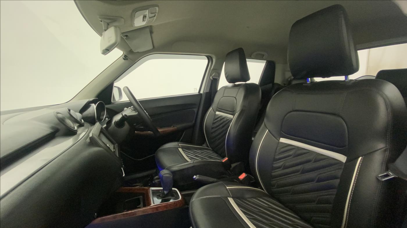 2018 Maruti Swift VDI AMT, Diesel, Automatic, 57,651 km, Right Side Front Door Cabin