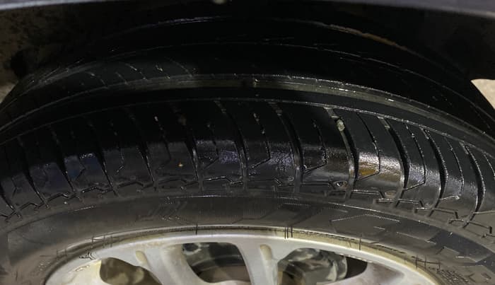 2023 Maruti Swift ZXI AMT, Petrol, Automatic, 34,721 km, Left Rear Tyre Tread
