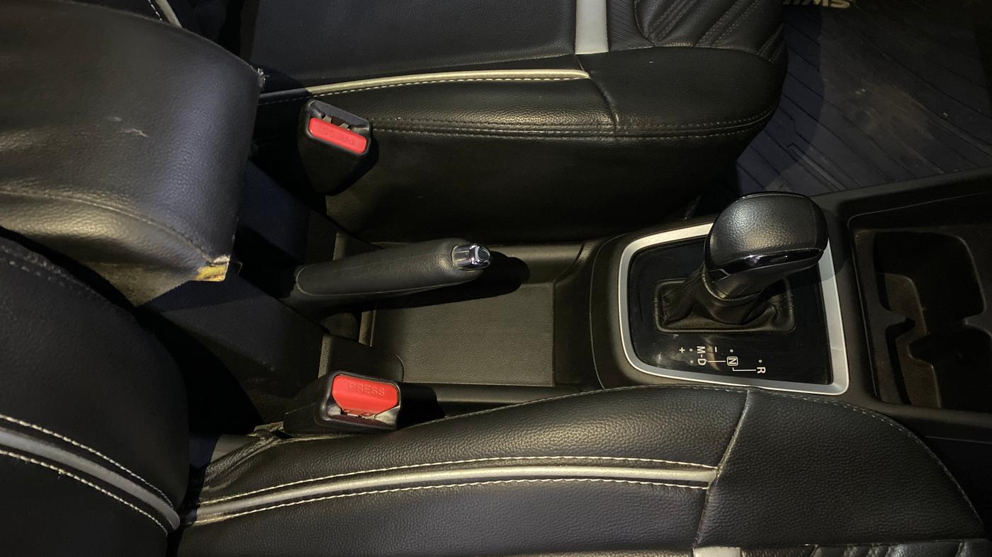 2023 Maruti Swift ZXI AMT, Petrol, Automatic, 34,721 km, Gear Lever