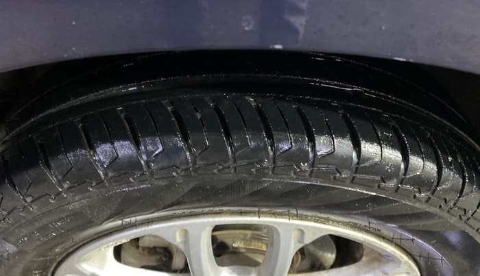 2023 Maruti Swift ZXI AMT, Petrol, Automatic, 34,721 km, Left Front Tyre Tread