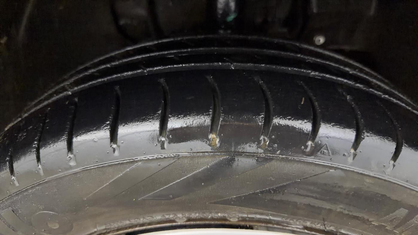 2016 Tata Tiago XT PETROL, Petrol, Manual, 58,676 km, Right Front Tyre Tread