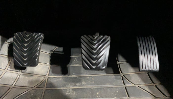 2017 Hyundai Elite i20 ASTA 1.2 (O), Petrol, Manual, 59,511 km, Pedals