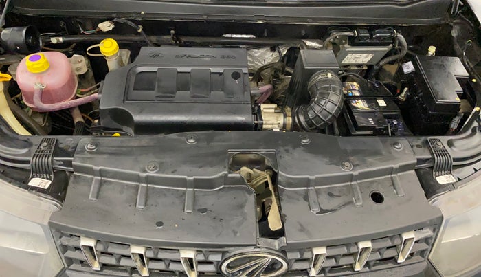 2017 Mahindra Kuv100 K6 PLUS 6 STR, Petrol, Manual, 43,431 km, Engine View