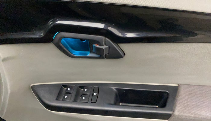 2017 Mahindra Kuv100 K6 PLUS 6 STR, Petrol, Manual, 43,431 km, Driver Side Door Panels Control