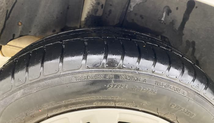 2019 Ford Figo Aspire AMBIENTE 1.2 PETROL, Petrol, Manual, 25,546 km, Right Rear Tyre Tread
