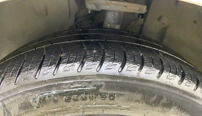 2021 Tata ALTROZ XT PETROL, Petrol, Manual, 24,596 km, Left Front Tyre Tread