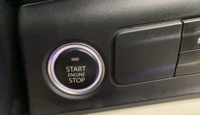 2021 Tata ALTROZ XT PETROL, Petrol, Manual, 24,596 km, Keyless Start/ Stop Button