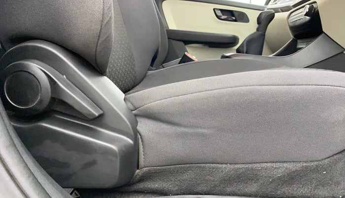 2021 Tata ALTROZ XT PETROL, Petrol, Manual, 24,596 km, Driver Side Adjustment Panel