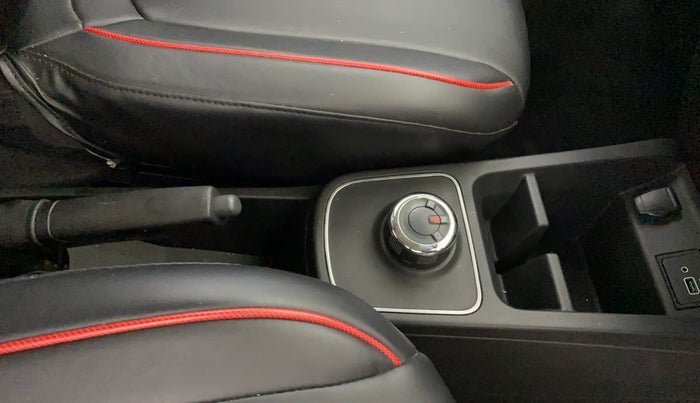 2023 Renault Kwid RXT 1.0 AMT, Petrol, Automatic, 10,240 km, Gear Lever