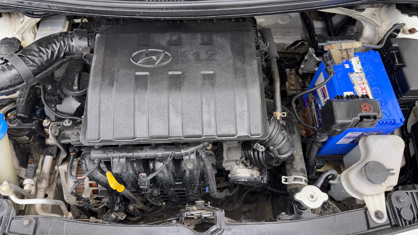 2018 Hyundai Grand i10 SPORTZ 1.2 KAPPA VTVT, Petrol, Manual, 81,655 km, Engine View