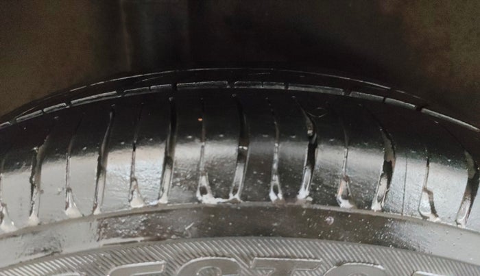 2015 Honda City 1.5L I-VTEC SV, Petrol, Manual, 64,773 km, Right Rear Tyre Tread