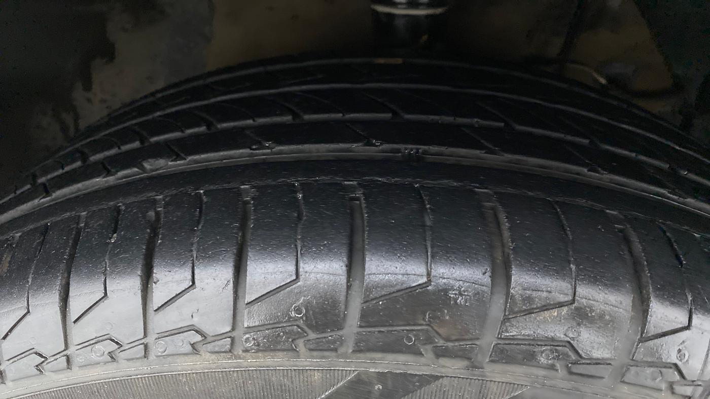 2021 Maruti S Cross ZETA SHVS PETROL, Petrol, Manual, 37,034 km, Right Front Tyre Tread