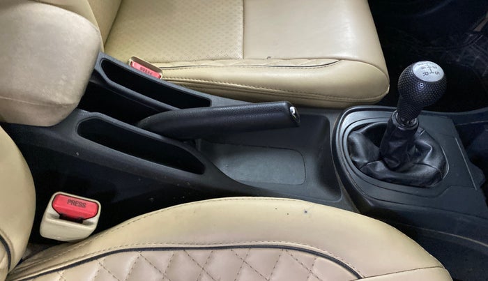 2022 Honda City 1.5L I-VTEC SV, Petrol, Manual, 94,588 km, Gear Lever