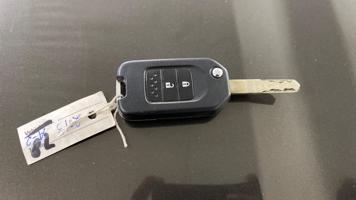 2022 Honda City 1.5L I-VTEC SV, Petrol, Manual, 94,588 km, Key Close Up