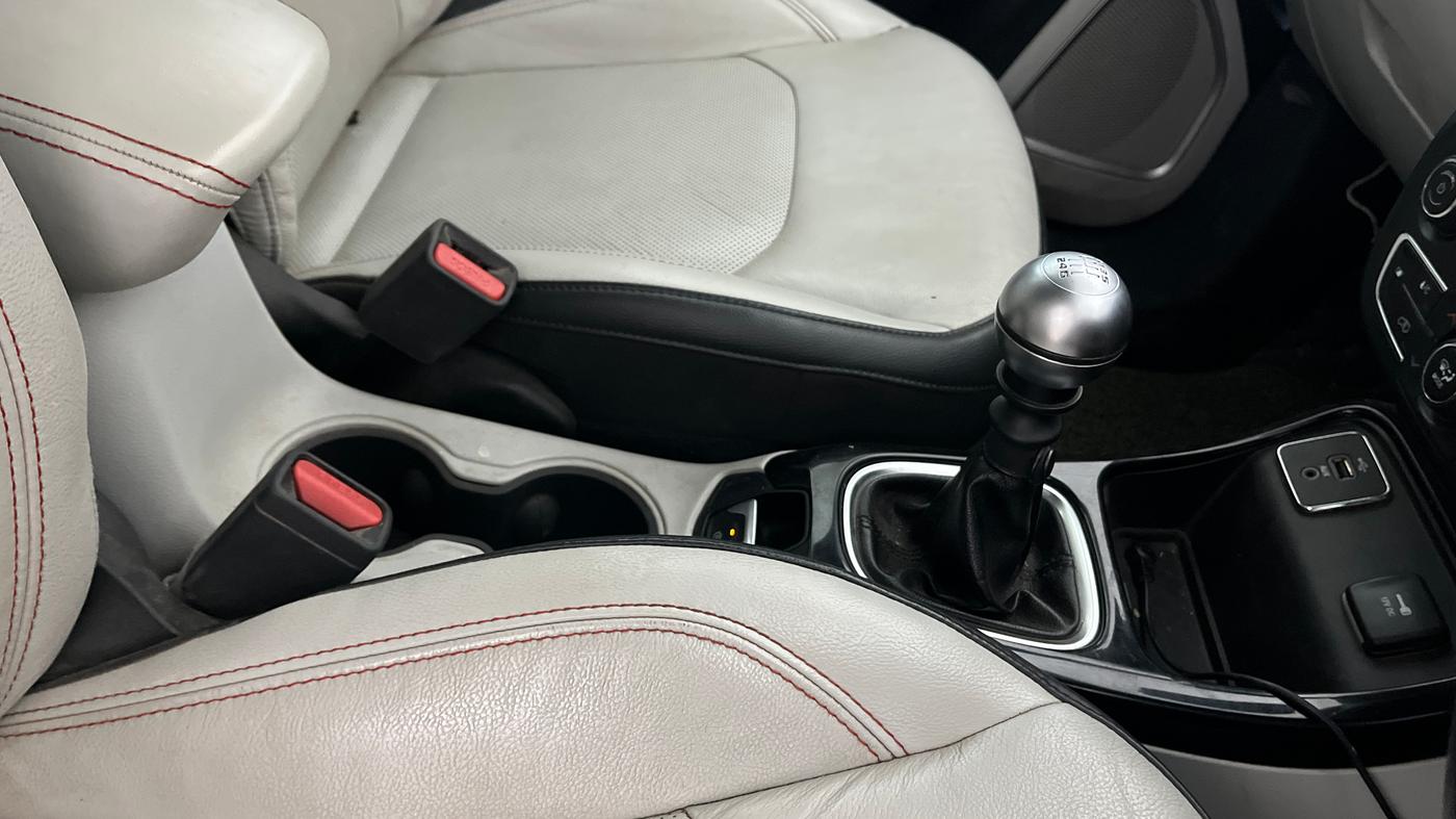2018 Jeep Compass LIMITED 2.0 DIESEL, Diesel, Manual, 1,27,150 km, Gear Lever