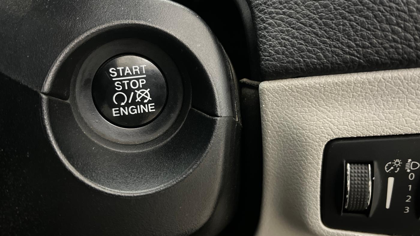 2018 Jeep Compass LIMITED 2.0 DIESEL, Diesel, Manual, 1,27,150 km, Keyless Start/ Stop Button