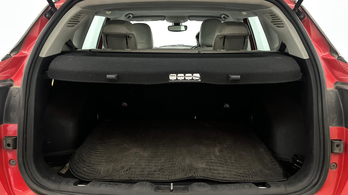 2018 Jeep Compass LIMITED 2.0 DIESEL, Diesel, Manual, 1,27,150 km, Boot Inside