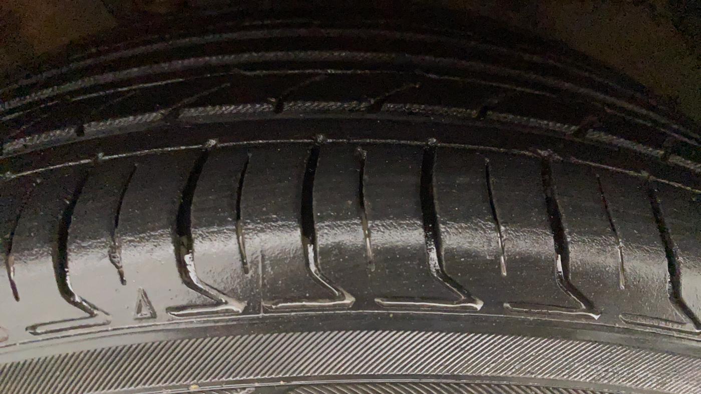 2015 Volkswagen Polo GT TSI AT, Petrol, Automatic, 73,681 km, Left Rear Tyre Tread