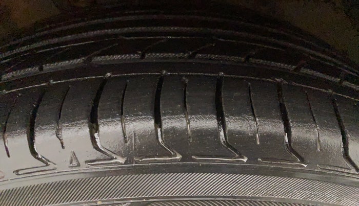 2015 Volkswagen Polo GT TSI AT, Petrol, Automatic, 73,681 km, Left Rear Tyre Tread