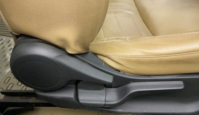 2018 Honda Amaze 1.2L I-VTEC S, Petrol, Manual, 94,986 km, Driver Side Adjustment Panel