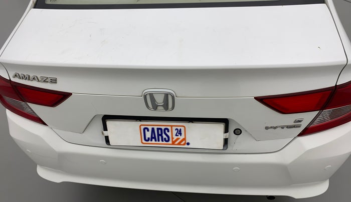 2018 Honda Amaze 1.2L I-VTEC S, Petrol, Manual, 94,986 km, Dicky (Boot door) - Minor scratches