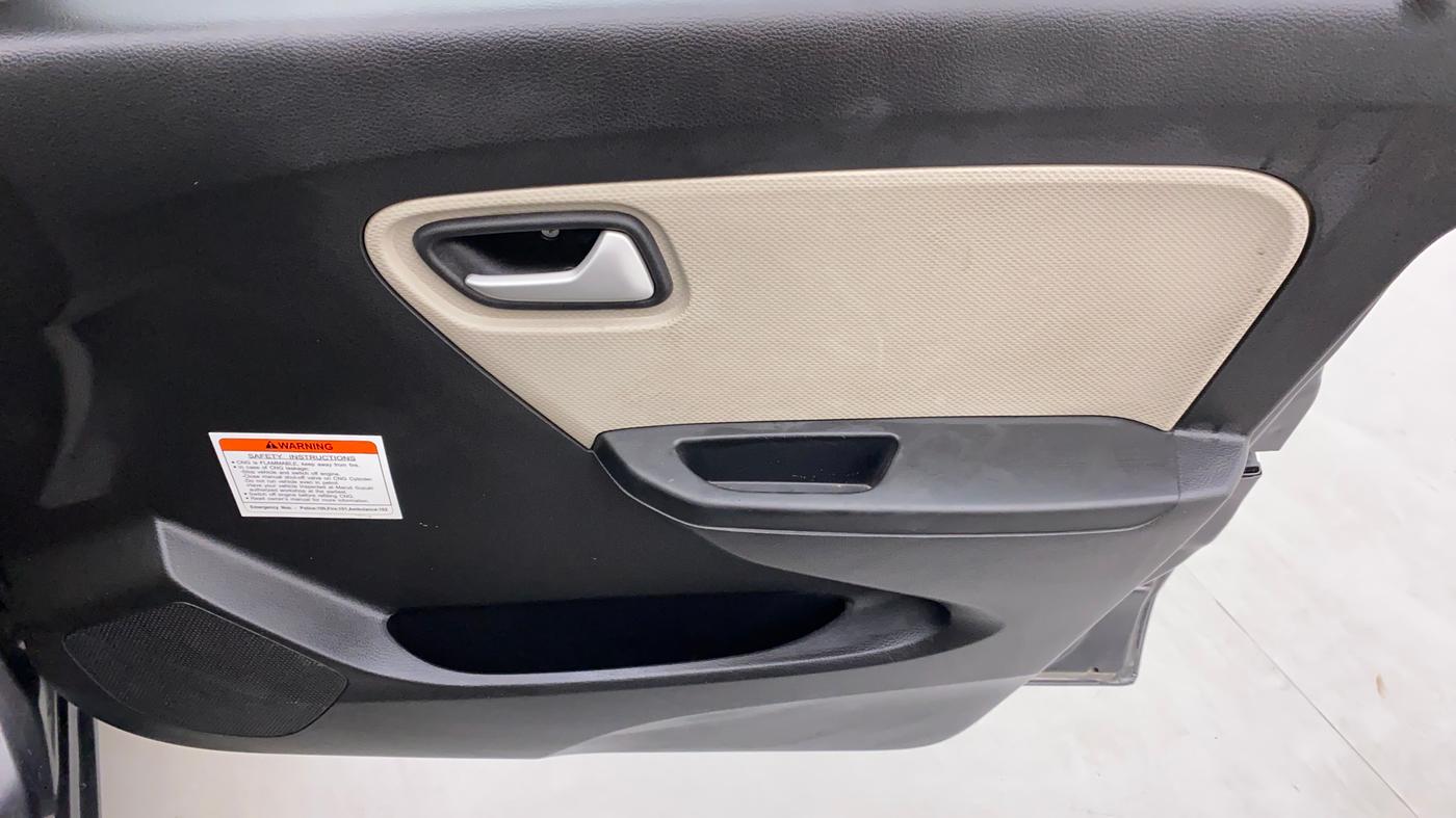 2021 Maruti Alto LXI CNG, CNG, Manual, 29,033 km, Driver Side Door Panels Control