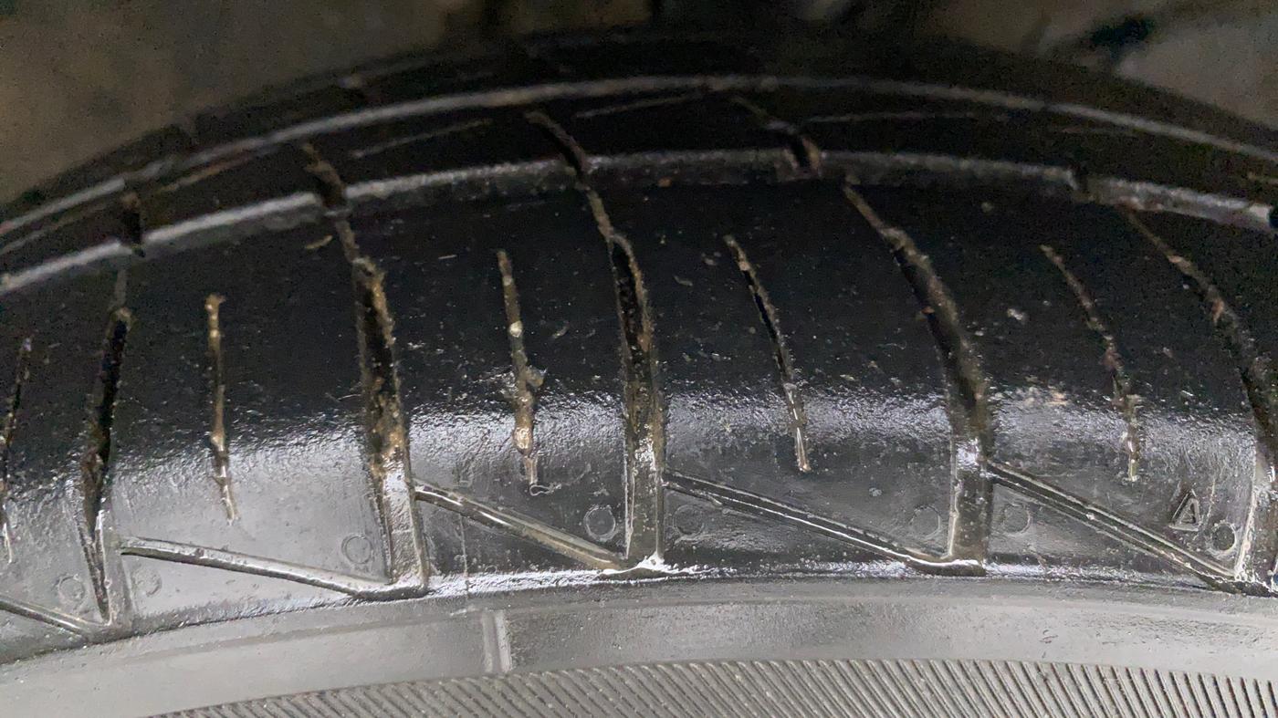2021 Maruti Alto LXI CNG, CNG, Manual, 29,033 km, Right Front Tyre Tread
