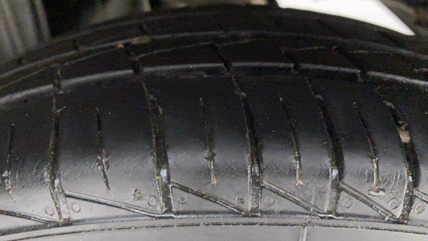 2021 Maruti Alto LXI CNG, CNG, Manual, 29,033 km, Left Rear Tyre Tread